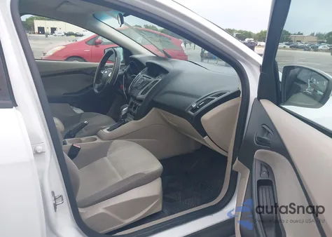 2012 Ford Focus Se z USA, uszkodzony, nr VIN 1FAHP3F25CL239383